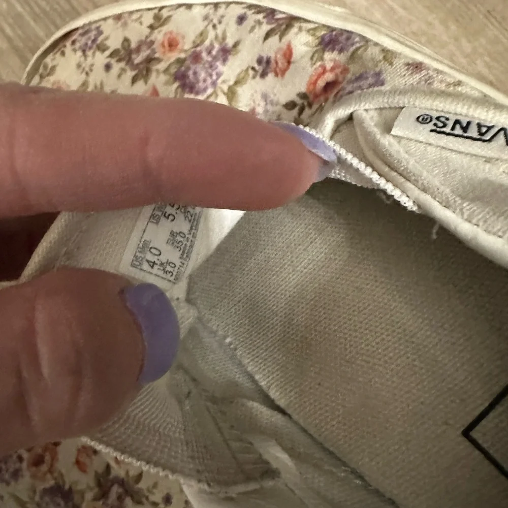 Vans Classic White Sneakers with Canvas Comfort - Picture 5 of 5